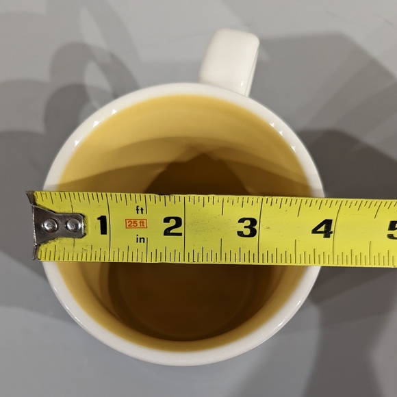 Magenta Baby chick with footprints mug - Picture 6 of 8